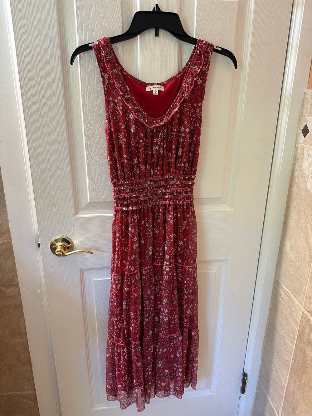 Max Studio Red Floral Tiered Midi Dress Size S Pre-Owned